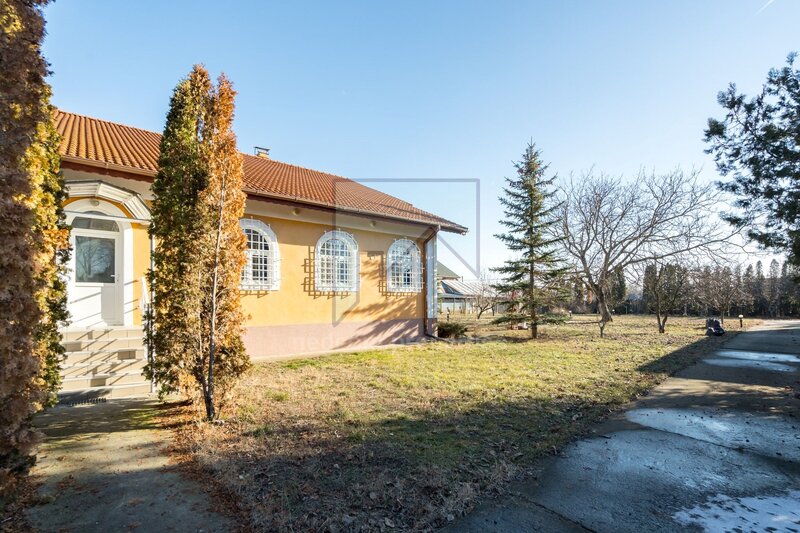 Cocioc, Peris, teren+vila S+P+1, nu ratati ocazia de a o viziona.