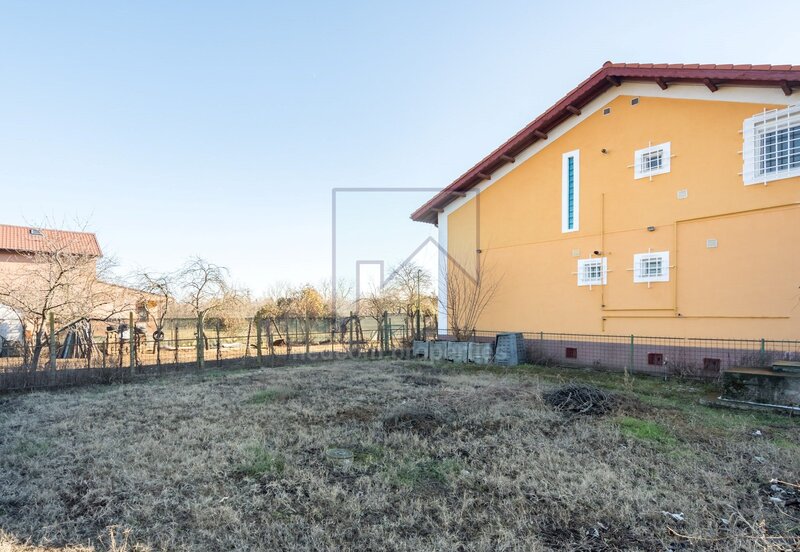 Cocioc, Peris, teren+vila S+P+1, nu ratati ocazia de a o viziona.